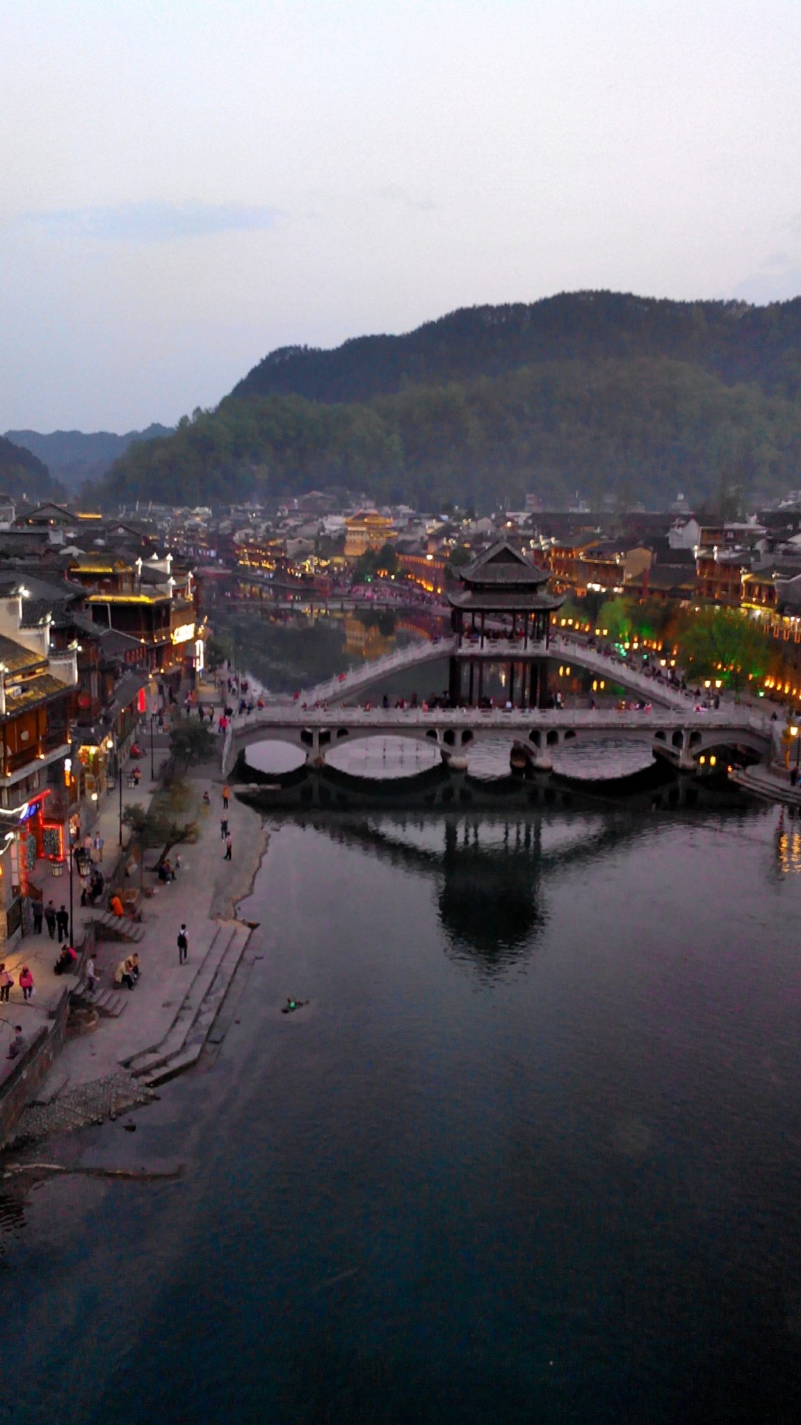 湖南，历史文化的沃土，地理与现代的交响